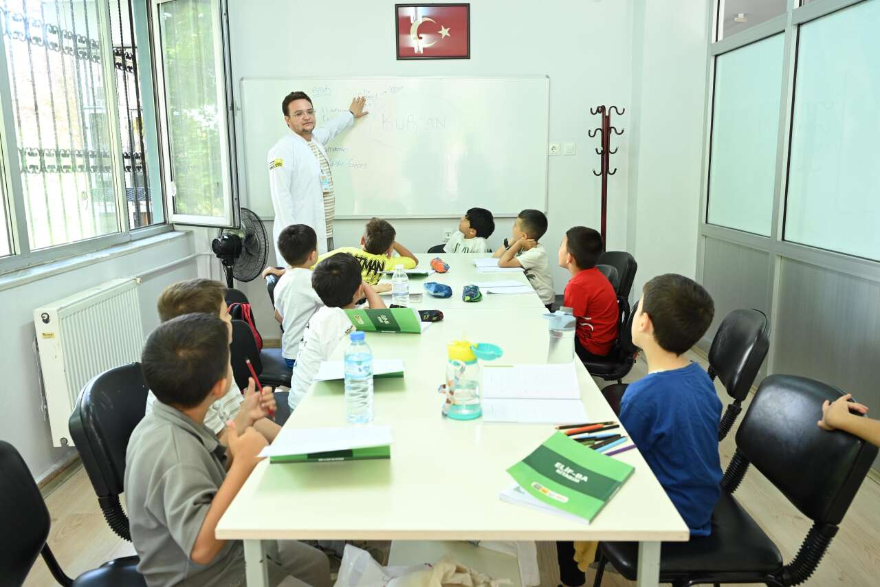 Türkiye’nin en büyüklerinden! Konya’da tableti, telefonu bırakan buraya koştu 4
